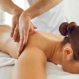 【本日限定🔥】全背面(うつ伏せ)リンパオイルマッサージ(60分)✨足のむくみ・背中・凝り ※女性限定