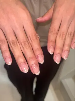 フレンチネイル