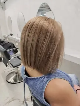 【黒染め履歴あり】ダブルブリーチ+カラー+ブリーチ専用TR ¥19800