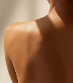【女性全員】背中＆うなじワックス脱毛