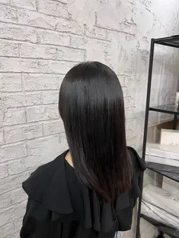 【🩵平日限定🩵】🥣ロングカットモデル🥣(鎖骨下5cmある方) トリートメント付き♩