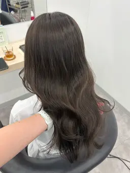 似合わせカット+艶カラー🤍