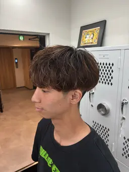 12月🎄メンズマッシュ3cm以上カット限定　トリートメント付き✨