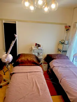 ペアよもぎ蒸し×ペアエステ（フェイシャル、デコルテ）