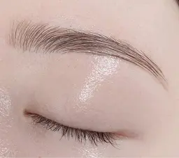 【眉毛パーマ】💎<毛流れ整えます> 眉毛の生え癖修正し美眉
