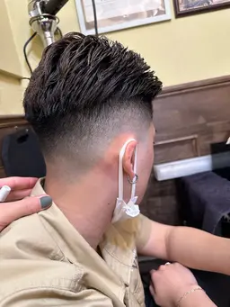 フェードカット＋ヘアセット