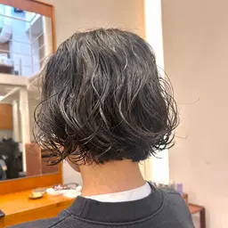 【2回目の方クーポン‼️】カット➕パーマ➕トリートメント¥15400→¥10780