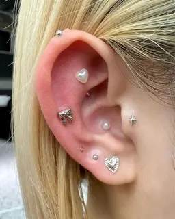 【耳も可愛く🪄♡】耳つぼジュエリー💍 6粒✨