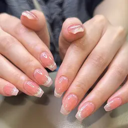 【Hand】オフなし　チークマグネットフレンチ　¥4800