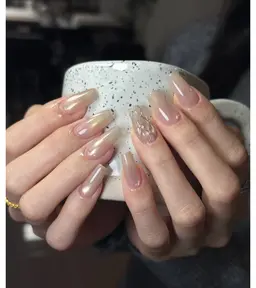 【デザイン】菠萝包風/立体ダイヤ格子ネイル