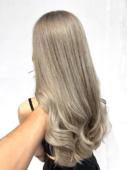 〔海外style🌿ダブルカラー🌟メンテナンスカット付き✂︎〕ケアブリーチ&カラー&メンテナンスカット&スチームtr