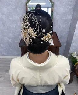 17:00-21:30🌹和髪ヘアセット(スタイルによって仕上がり時間が多少前後する場合があります)