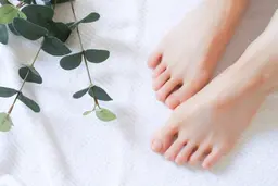 フットソフトジェルオフ+自爪形成