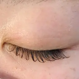 12/15 マツエクモデル(オフなし)80〜100本🎀