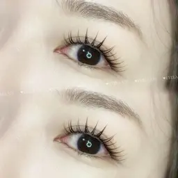 高持続LEDフラットラッシュ120本オフ込み👀