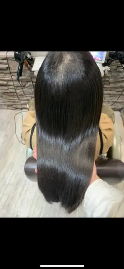 カット✂️+縮毛矯正＋トリートメント＋ヘッドスパ🌟【サラツヤストレート】限定クーポン💖