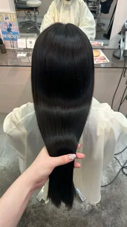"縮毛矯正"綺麗なサラサラストレートにしましょう✨️👩🏻