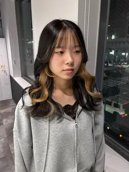 11月30日​〜​12月12日限定！カット（フェイスフレーミングインナーカラー、）など！　　20時以降も🉑