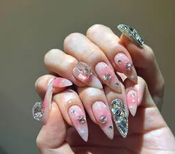[今月限定]50%off🎀ワンホンチークネイル(持ち込みデザイン)🎀