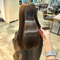 《minimo限定》カット➕Aujua6stepトリートメント