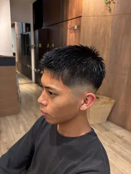 メンズ限定 シャンプー➕フェードカット✂️