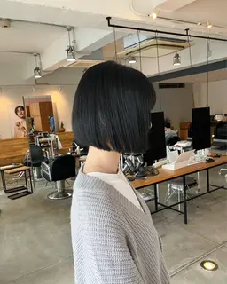 【サラ艶髪へ】カット+地毛風ストレート