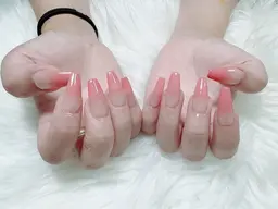 ⭐️カラーグラデーション🩵チークネイル🩷オフ込み🎵5000
