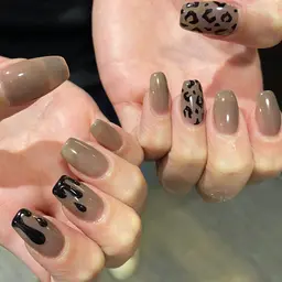 【オフなし】【ネイルモデル】ハンドジェル持ち込みアート 4本