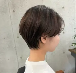 【8/18日限定 当日割クーポン】ショートカット➕リタッチカラー(白髪染め🉑)➕クイックトリートメント