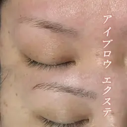 【練習モデル限定価格】〜春日部史上初〜             アイブロウWAX×眉毛カット&眉毛部分エクステ30本✨✨