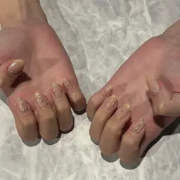 【土日祝限定価格☀️】ストーンつけ放題!ワンカラー/ラメグラデーション💅(オフ込み)¥5500→¥3500