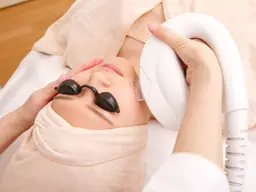 全顔+首のシミ、くすみ、毛穴、赤みに効果的！お悩みにアプローチ🧡リンパマッサージ、イオン導入、肌別マスク付クリアお肌に