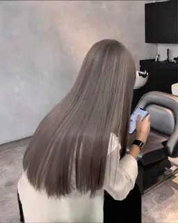 黒染めじゃない透明感暗髪フルカラー(+カット　+トリートメントは+¥3300)