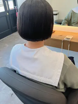 🌟【早割】12/1​〜​12/15カット、縮毛矯正🌟