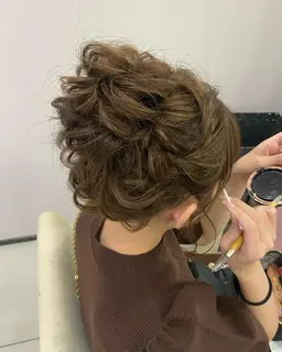 18:00〜20:00限定✨▫️ヘアセット ¥2500▫️