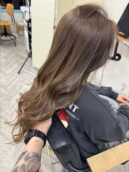 カットモデルさん募集中🎶長さ大幅チェンジの方🙇‍♀️朝8時半​〜​19時以降ぜひ☆オールスタイル✨