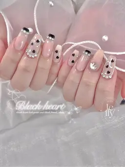 フリーアートコース🛁🤍⋆｡˚✩ (お好きなアート/design持ち込み可)