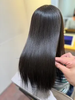ブリーチ毛可能🉑髪質改善縮毛矯正の施術モデル様、補足を必ずお読みください。