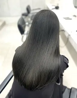 ⭐️縮毛矯正+1STEPトリートメント⭐️