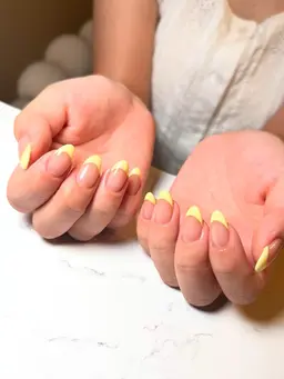 【他店オフ込み】フレンチネイル💅（クリアベース）
