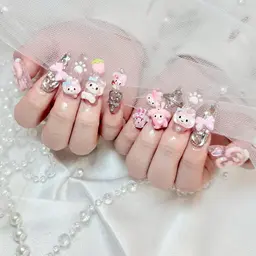 盛り盛り💕サンリオ🍓ディズニー🍒キャラクター🍩3Dパーツ付け放題¥9800@自爪ネイル