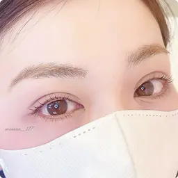 シンプリフィラッシュリフト🌿¥7700→¥5500 オーガニック薬剤使用🩷モチもよく、ご好評いただいております❤️