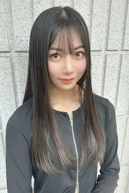 💃ダメージレス縮毛矯正＋ワンカラー＋トリートメント🕺ダメージを抑えながらサラサラな髪に！ご希望の方メンテナンスカット
