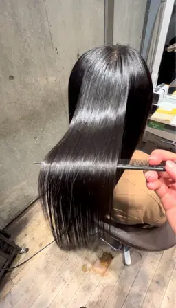 🪄うる艶縮毛矯正+トリートメント🪄