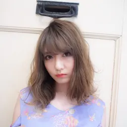 前髪のみの縮毛矯正とトリートメントのメニュー🩵全体は気にならないけど前髪だけ縮毛をかけたい方おすすめ💁♂️