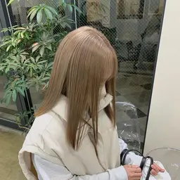 【ダメージ98％off】 ケアブリーチ＋髪質改善inケアカラー　¥12900