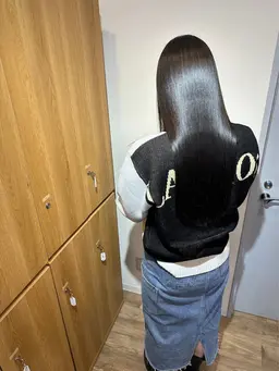 【ミニモ学割】 ⭐️酸性縮毛矯正➕選べるオリジナルケア⭐️