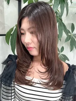 【イルミナカラーで外国人風のツヤと透明感⭐︎】カット＋イルミナカラー＋コタアイケアTR付き
