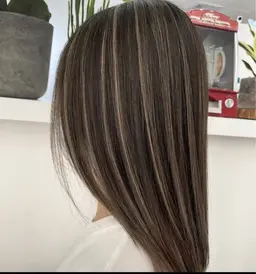 「‎明日19時30分~」🤍🖤ハイライトカラー🖤‎🤍⋆͛*͛➕3stepトリートメント♱