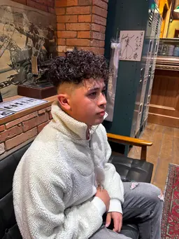 フェードカット＋パーマ